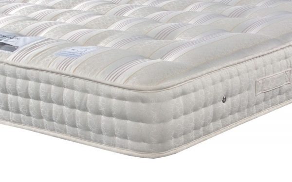 Sleepeezee Backcare Luxury Mattress Corner