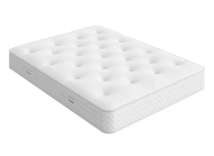 131-01117_lead-image_01_dream_team_totnes